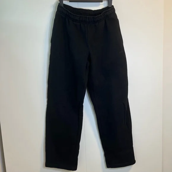 Aritzia Sweatfleece Cozy Fleece Sweatpants Boyfriend Fit Straight Leg Black XS - Picture 7 of 17